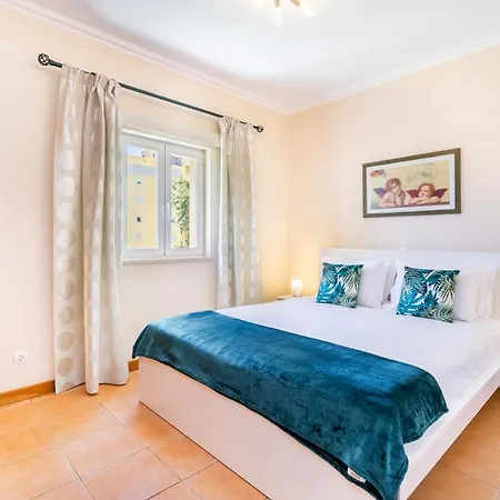 Whome | Vilamoura Family Apartment Quarteira