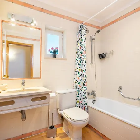 Whome | Vilamoura Family Apartment