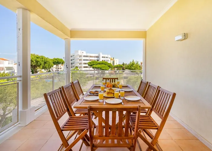 Whome | Vilamoura Family Appartement Quarteira